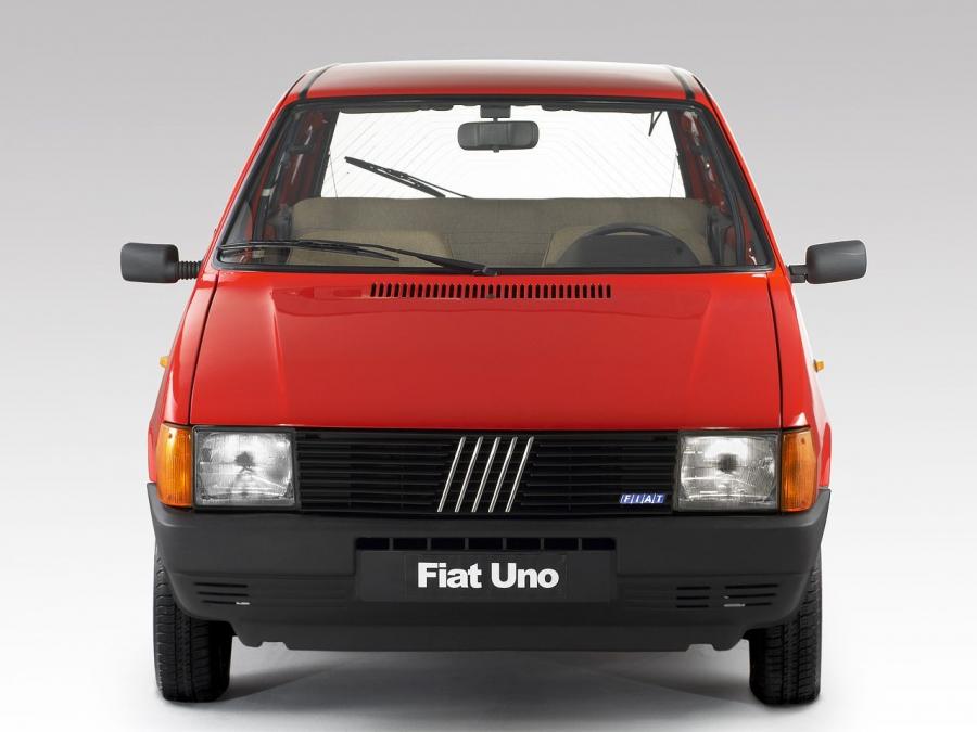  Fiat Uno 3-Door 1983 года  (фото 8 из 12)